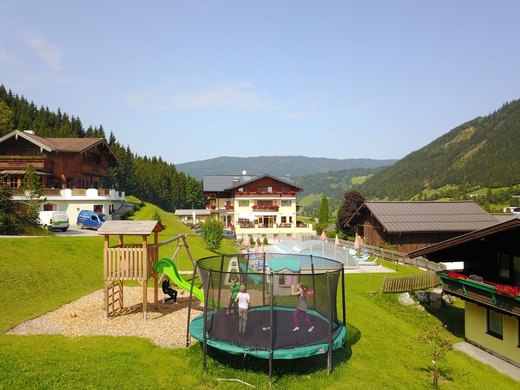Natur & Familienhotel Der Stieglerhof Radstadt Esterno foto
